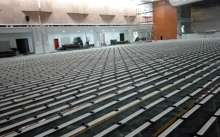 楓木A級和楓木B級運(yùn)動地板有什么區(qū)別呢