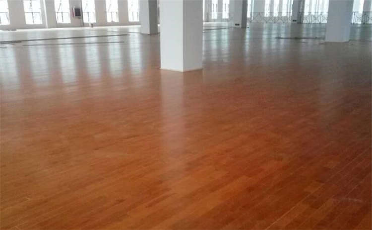 我國運動木地板產(chǎn)業(yè)現(xiàn)狀是什么？