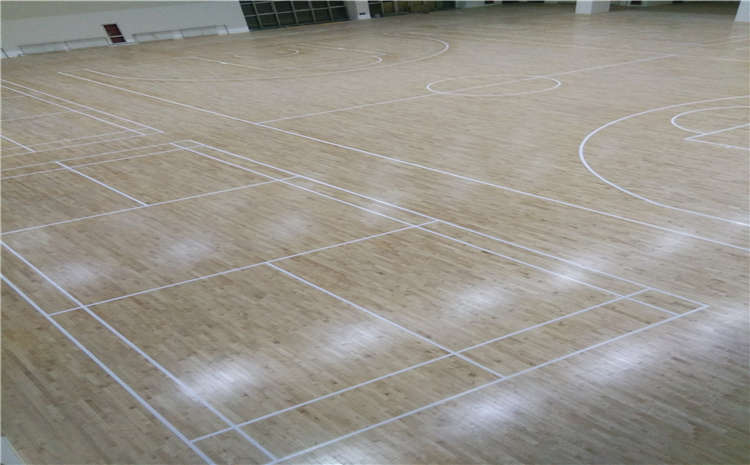 楓木體育館實(shí)木地板怎么保養(yǎng)？