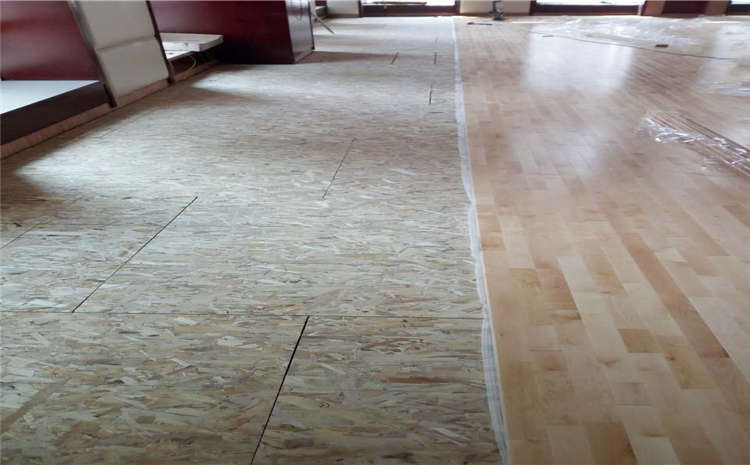 運(yùn)動(dòng)木地板采購(gòu)考慮什么？