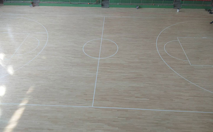 歐氏硬木企口籃球館木地板批發(fā)價(jià)格