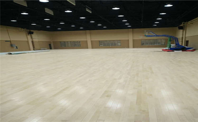 運動木地板浸水了，您知道該怎么做嗎？