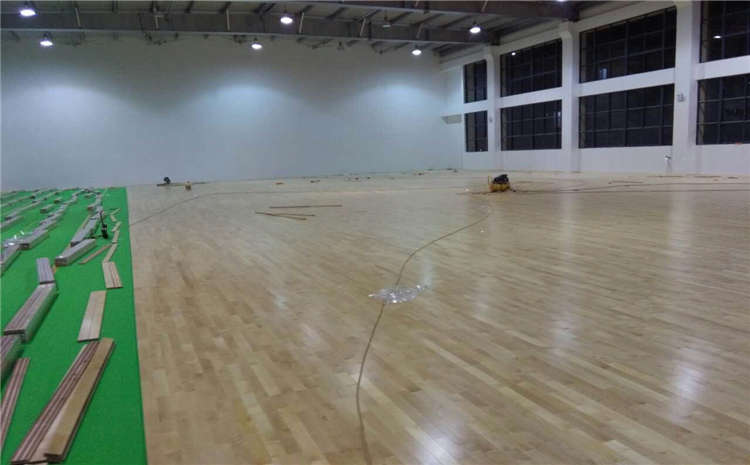 歐氏楓樺木風(fēng)雨操場(chǎng)地板一平米**