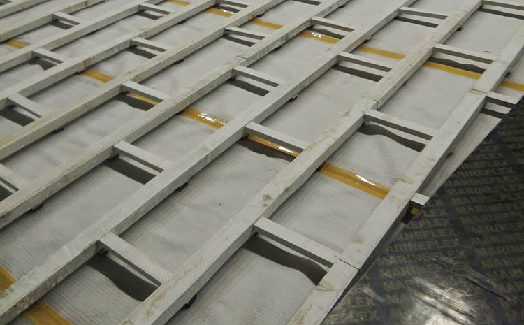 品牌運(yùn)動(dòng)木地板比雜牌地板好在哪里？