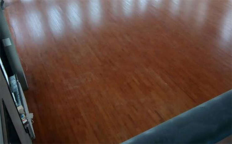 體育木地板有色差怎么辦？