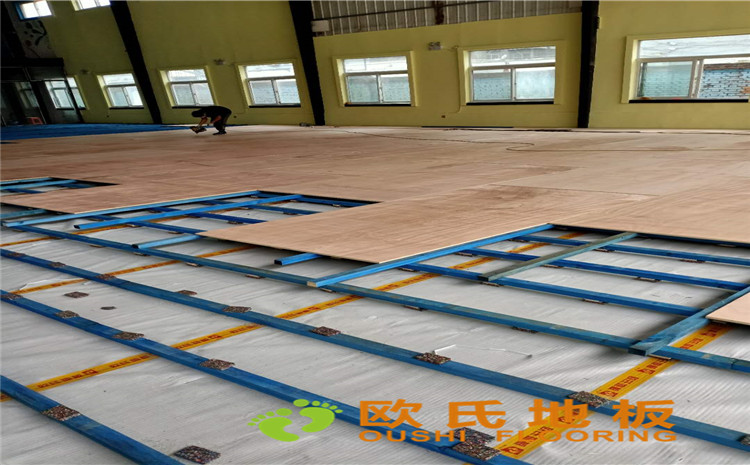 山西太原市小店區(qū)寇莊北街5-1號(hào)籃球館木地板案例—?dú)W氏運(yùn)動(dòng)木地板廠家