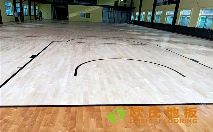 山西太原市小店區(qū)寇莊北街5-1號(hào)籃球館木地板案例—?dú)W氏運(yùn)動(dòng)木地板廠家