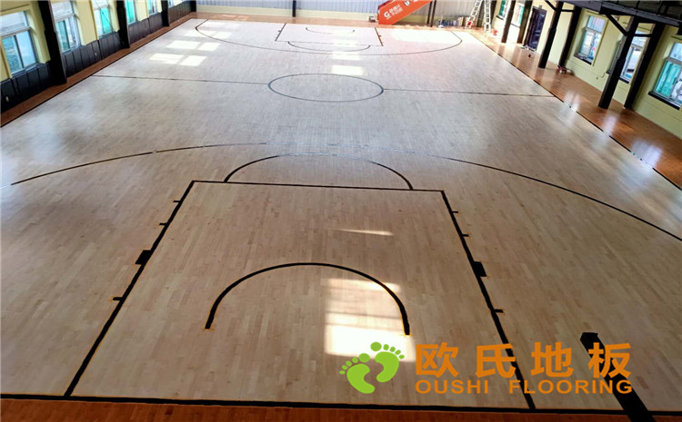 山西太原市小店區(qū)寇莊北街5-1號(hào)籃球館木地板案例—?dú)W氏運(yùn)動(dòng)木地板廠家