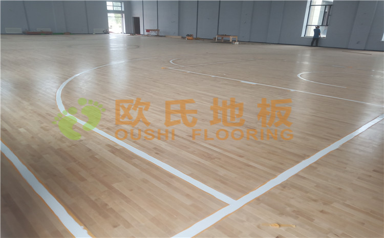 新疆沙雅縣順北油田籃球館木地板案例—?dú)W氏運(yùn)動(dòng)木地板廠家
