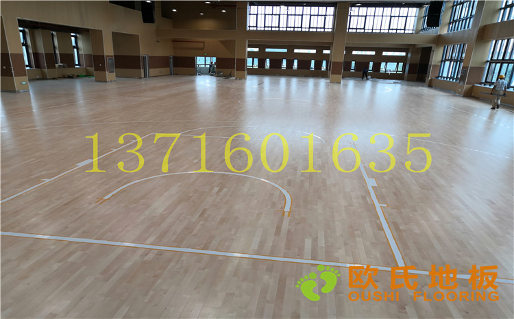 南京市埔口區(qū)實(shí)驗(yàn)小學(xué)體育館木地板案例-歐氏運(yùn)動(dòng)木地板廠家