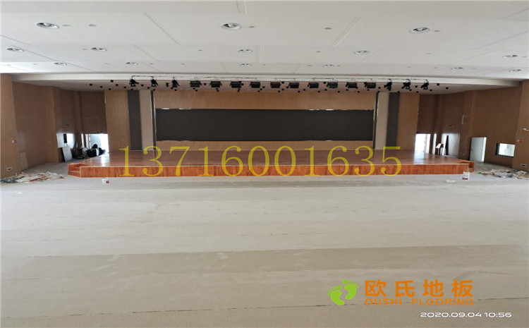 徐州市大馬路小學九龍湖分校禮堂舞臺木地板項目-歐氏運動木地板廠家